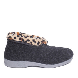 Șoșoni R10, Negru